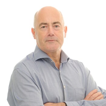 Fotografía de Gavin Powell, asesor inmobiliario SAFTI