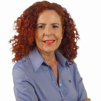 Fotografía de Sonia Mateu, asesora inmobiliario SAFTI