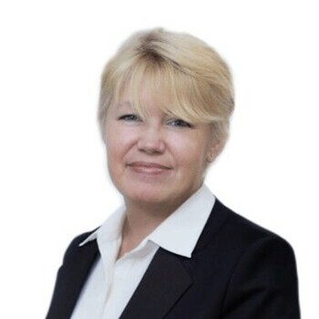 Fotografía de Jelena Kreiter, asesora inmobiliario SAFTI