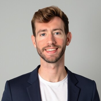 Adam Fierst - Madrid - 28045 – Asesor SAFTI