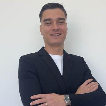 Fotografía de Quentin David, asesor inmobiliario SAFTI