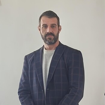 Fotografía de Guillermo Cereceda, asesor inmobiliario SAFTI