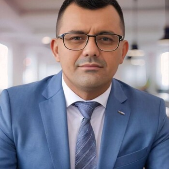 Fotografía de Ion Razvan, asesor inmobiliario SAFTI