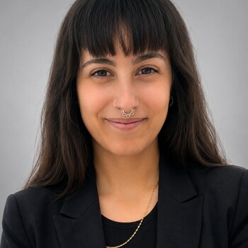 Fotografía de María Marcos, asesora inmobiliario SAFTI