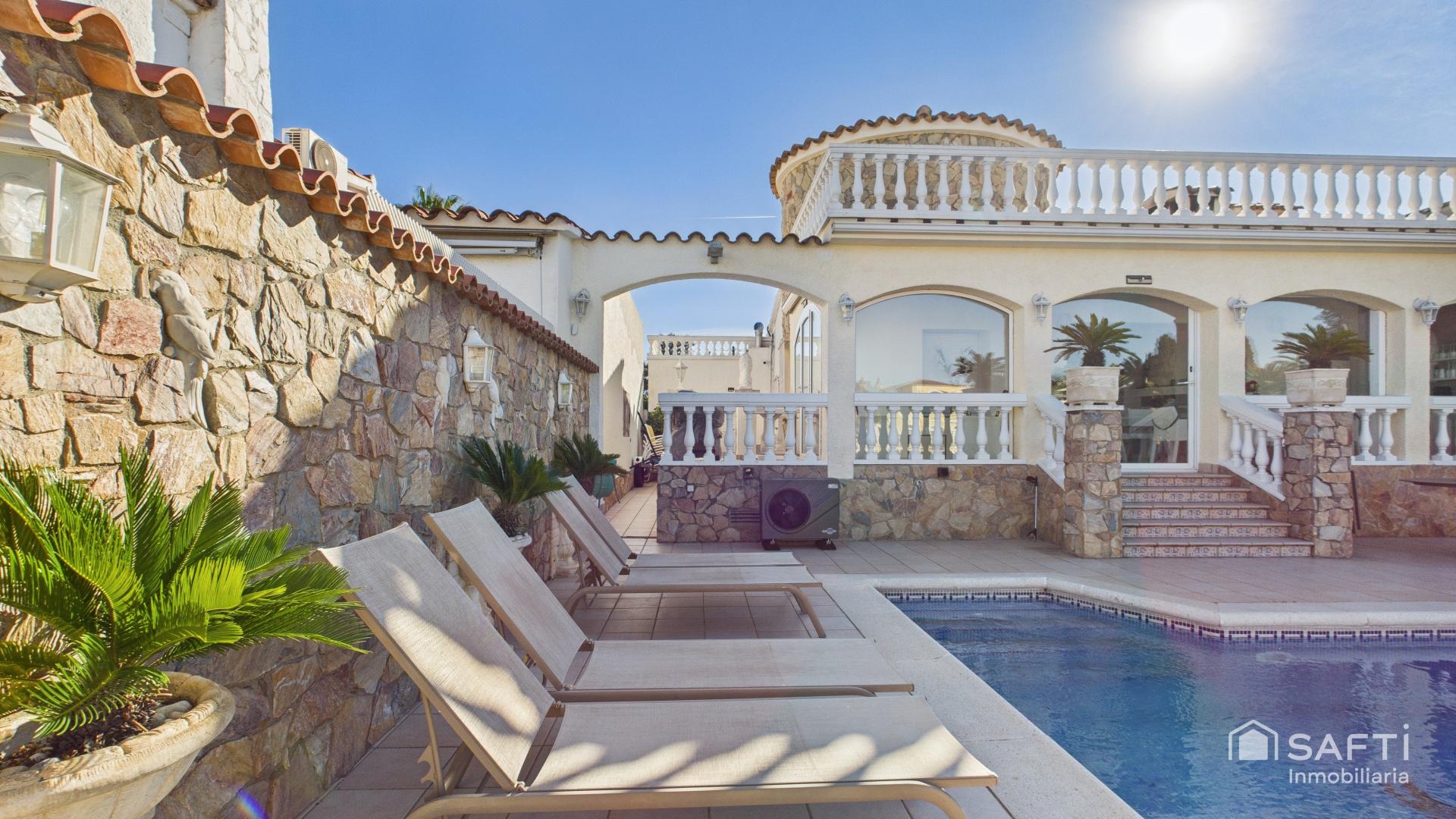 Photo 39 de l'annonce.