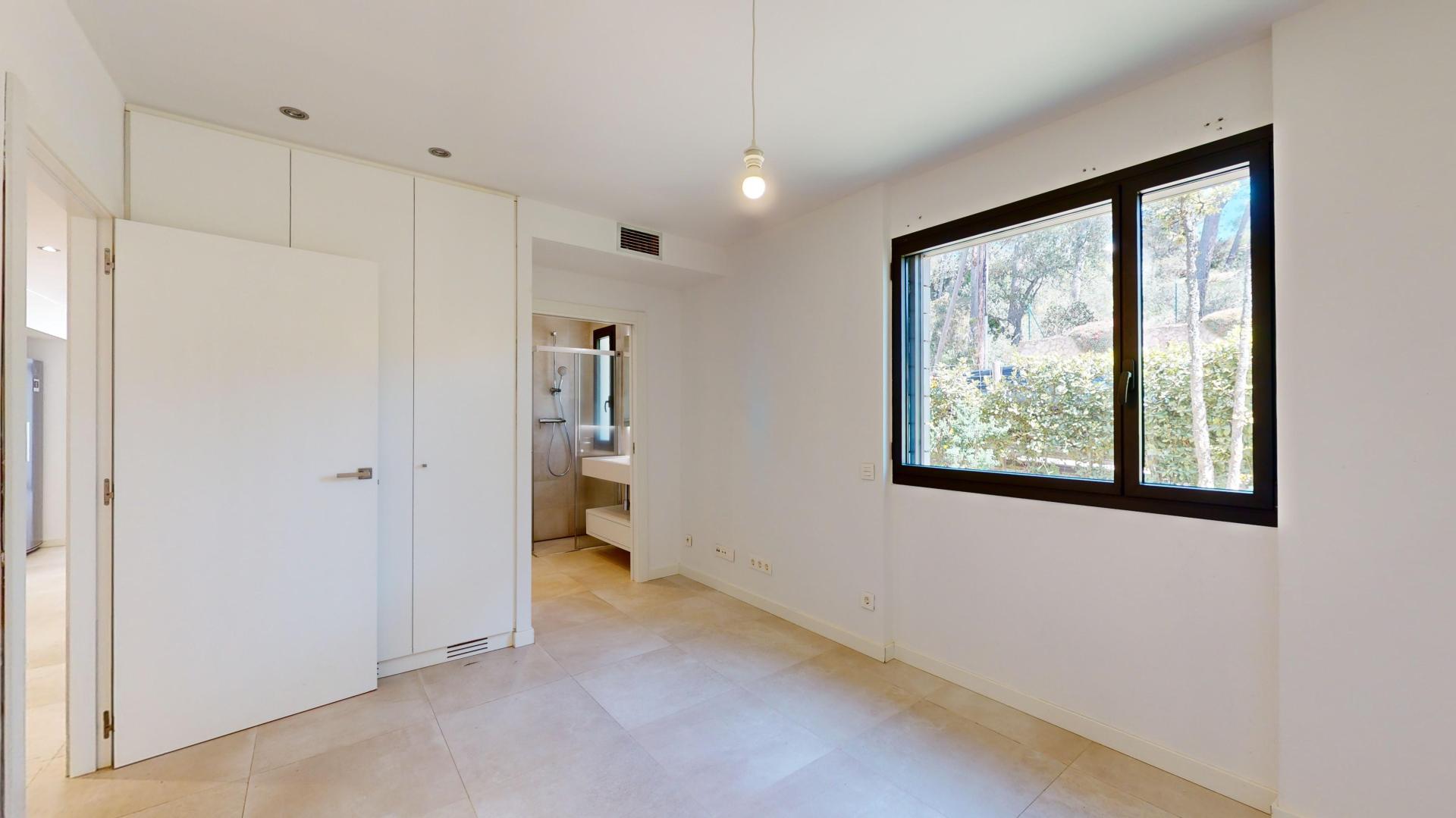 Photo 28 de l'annonce.