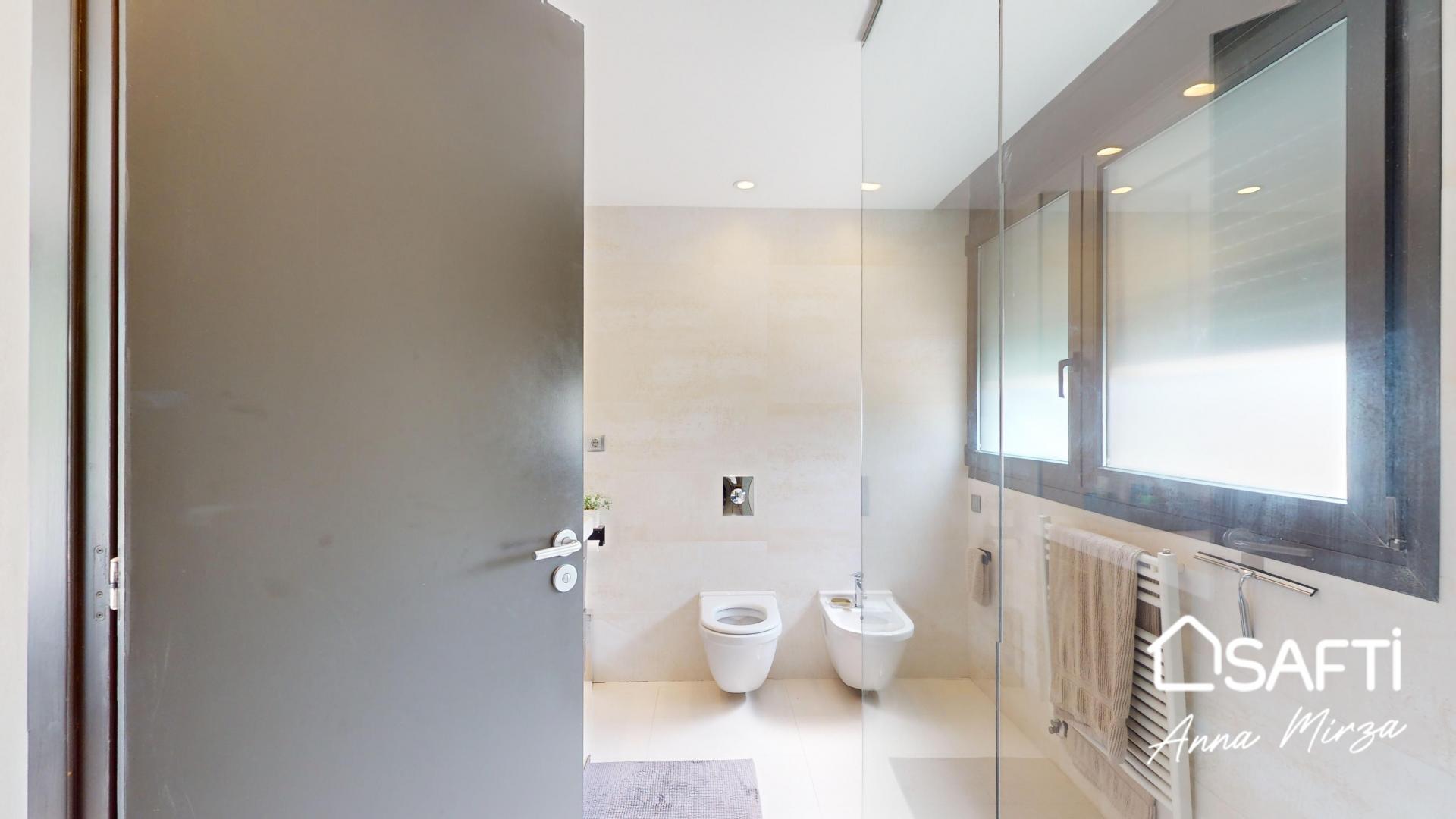 Photo 53 de l'annonce.