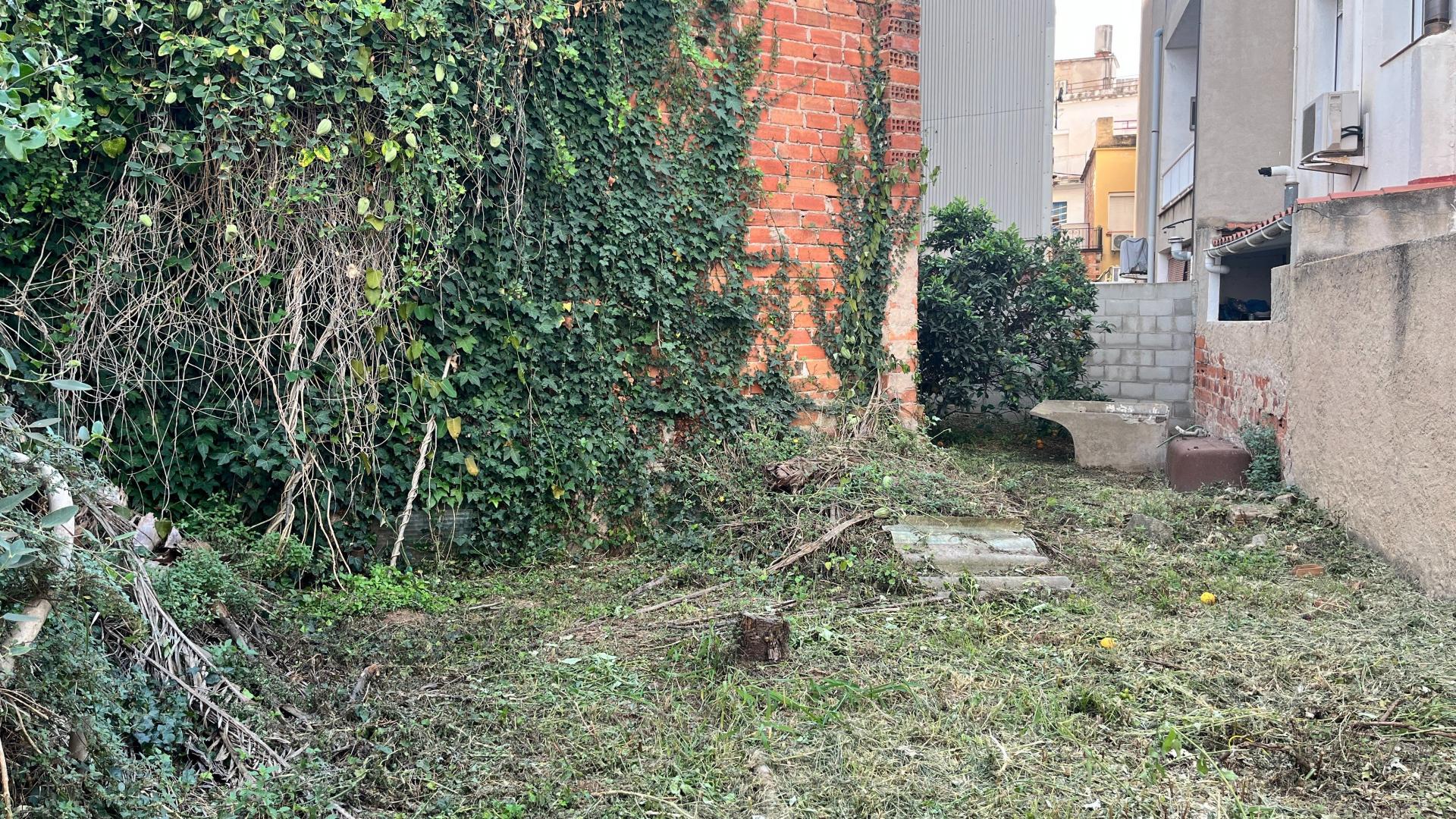 Photo 16 of the listing.