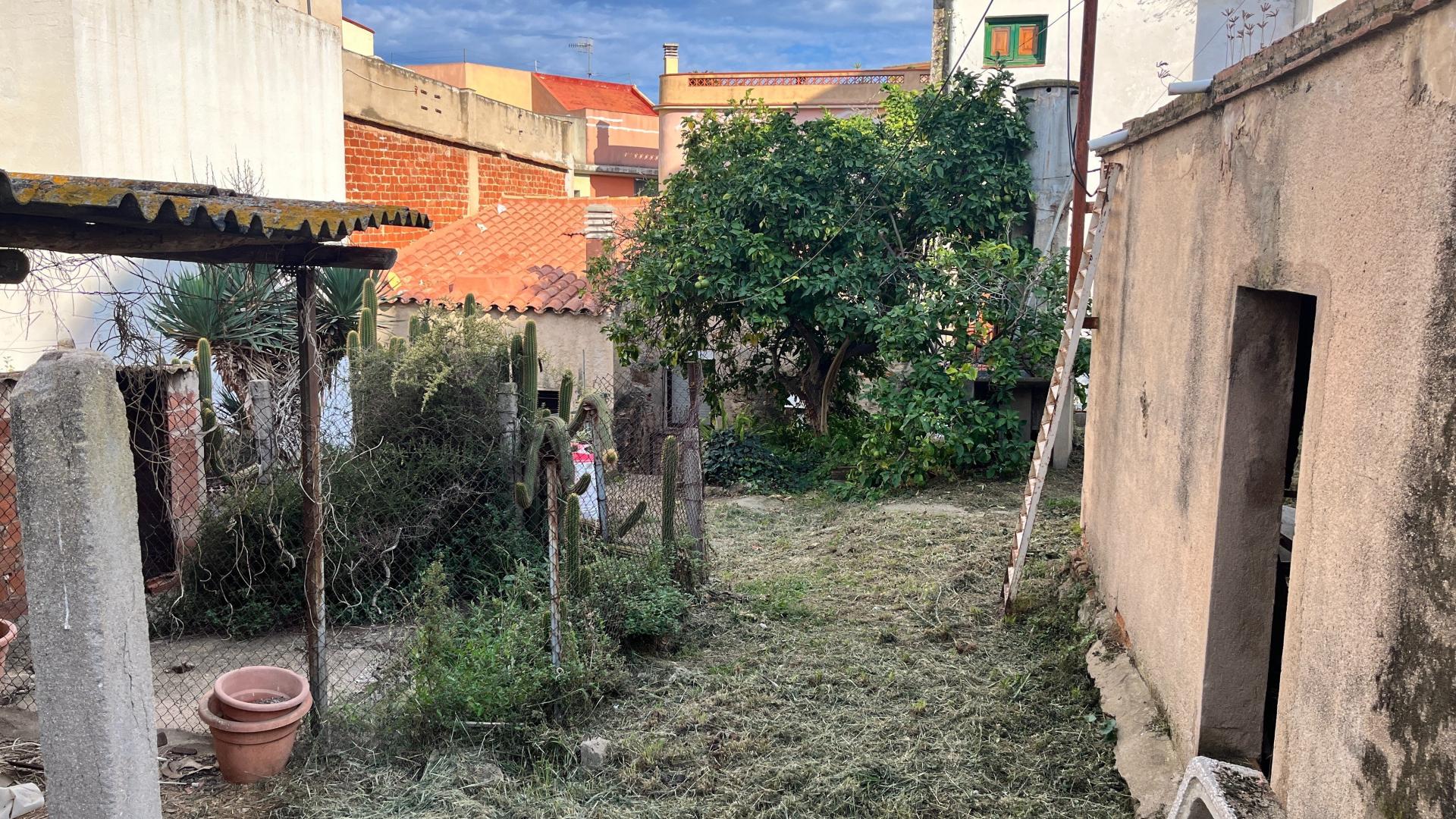 Photo 18 of the listing.