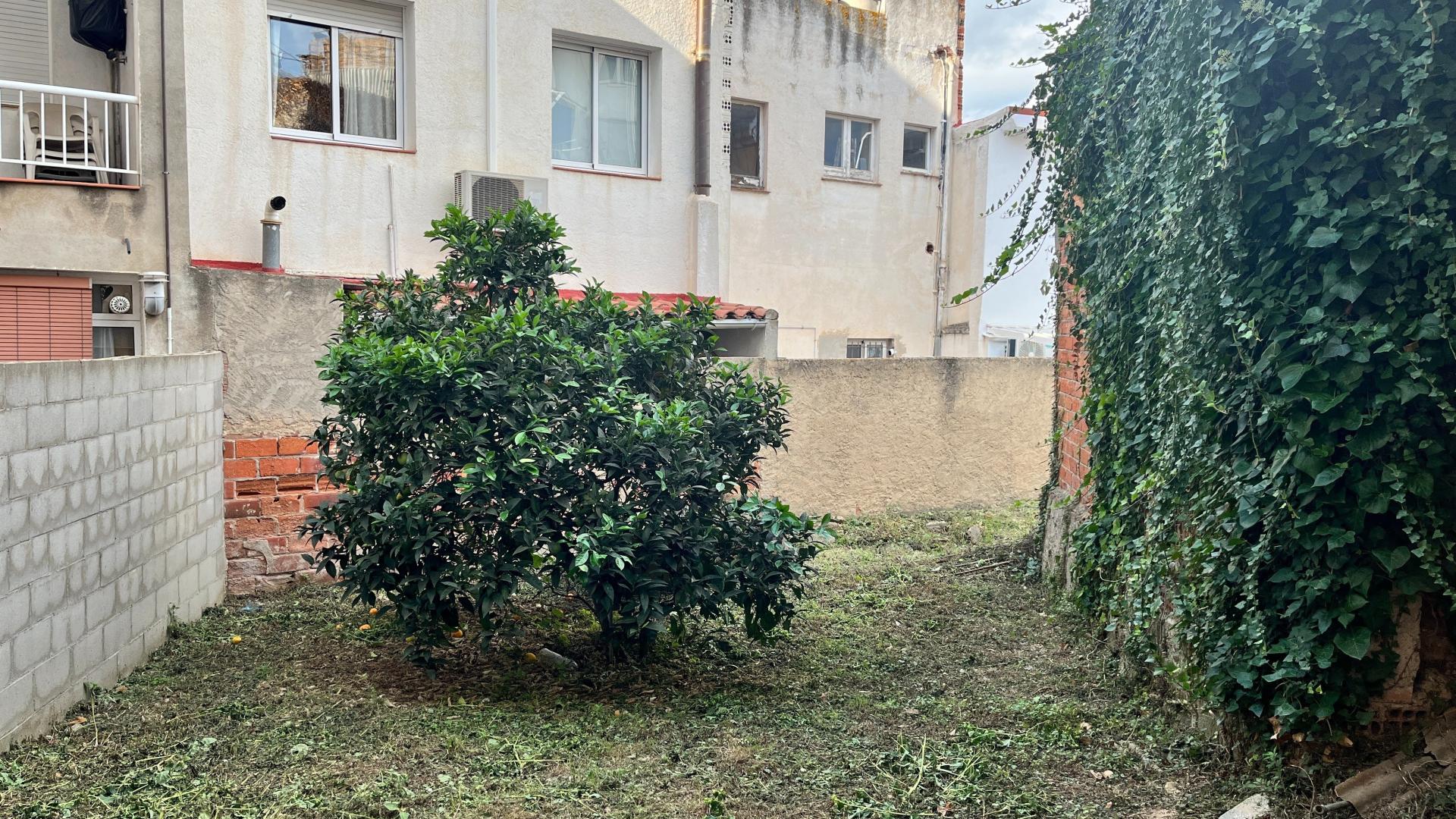 Photo 17 of the listing.