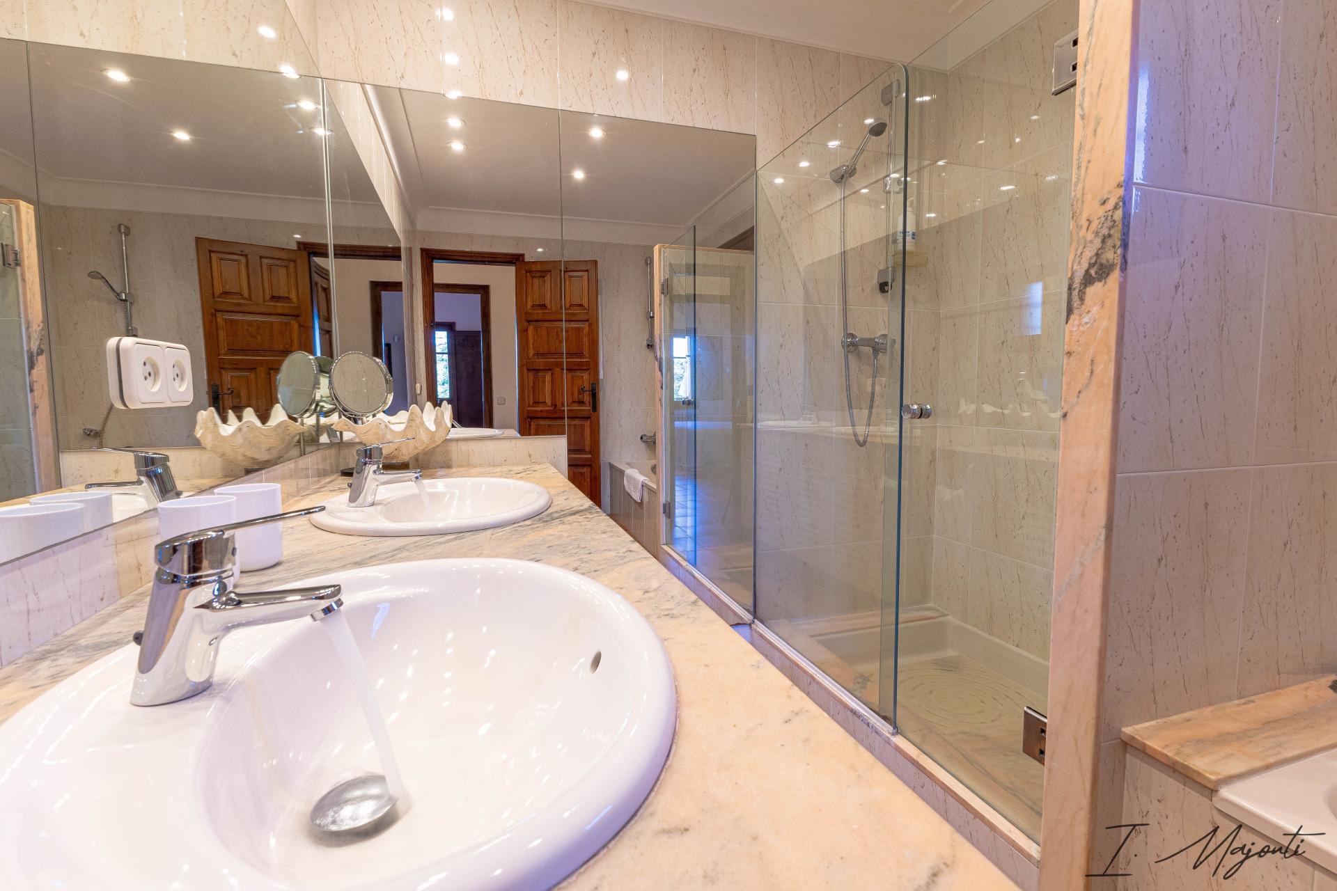 Photo 30 of the listing.