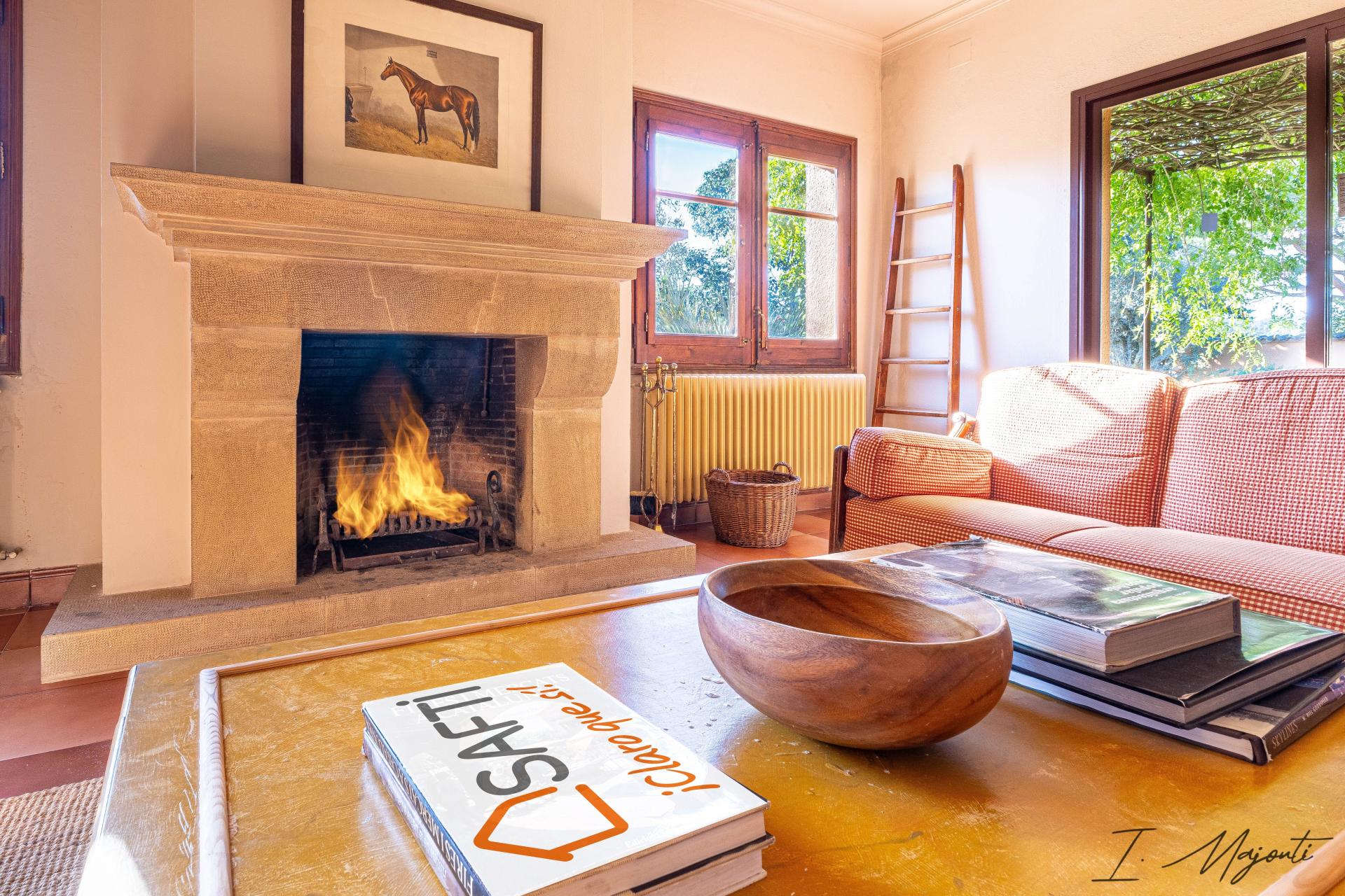 Photo 14 of the listing.