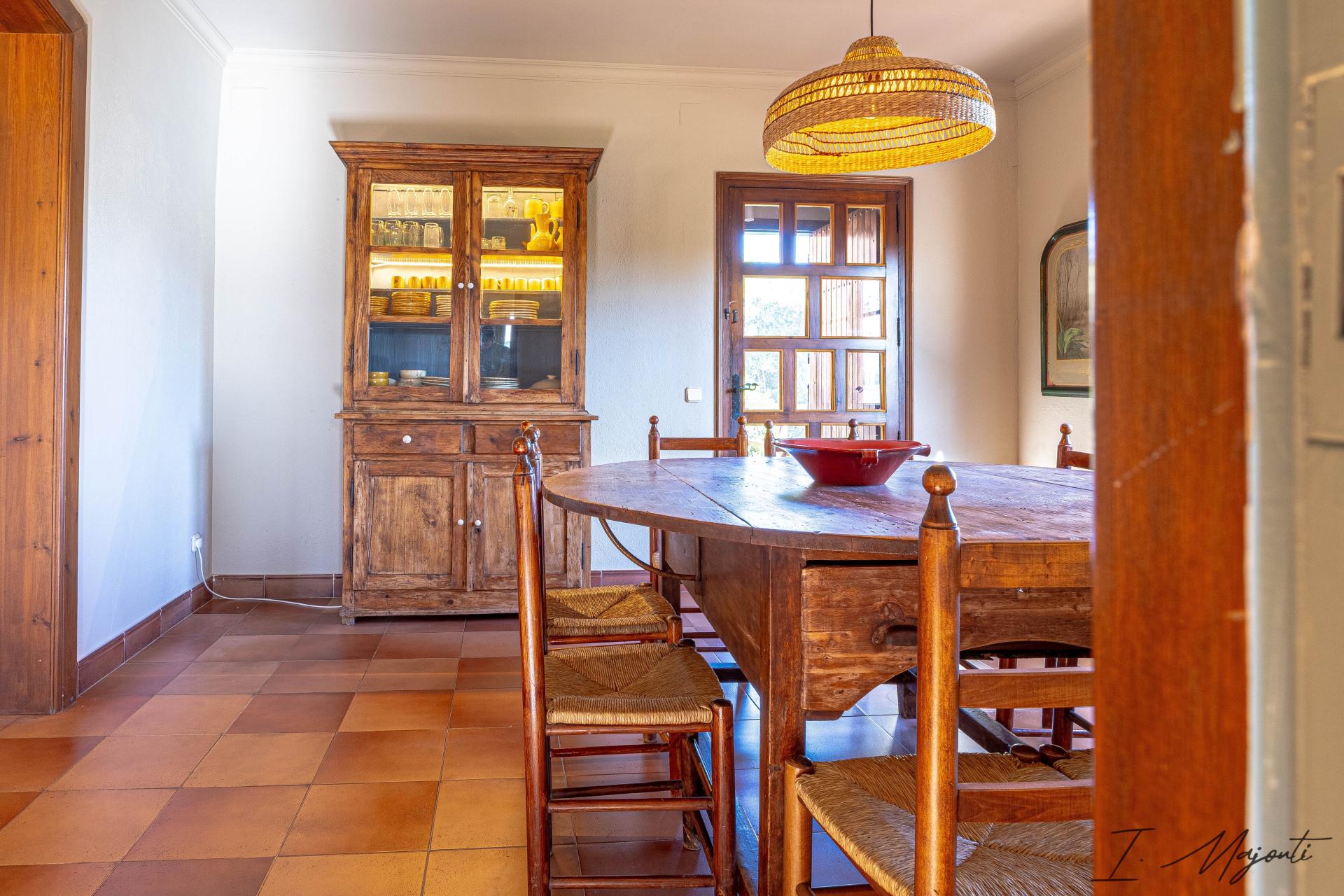 Photo 20 of the listing.