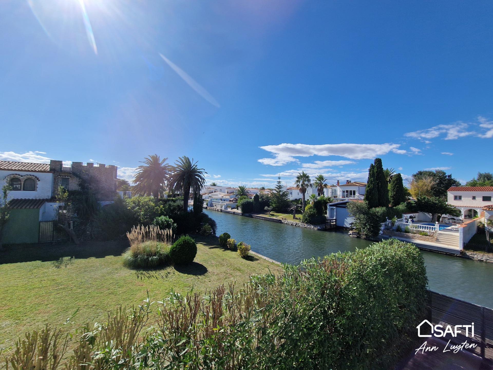 Photo 48 de l'annonce.