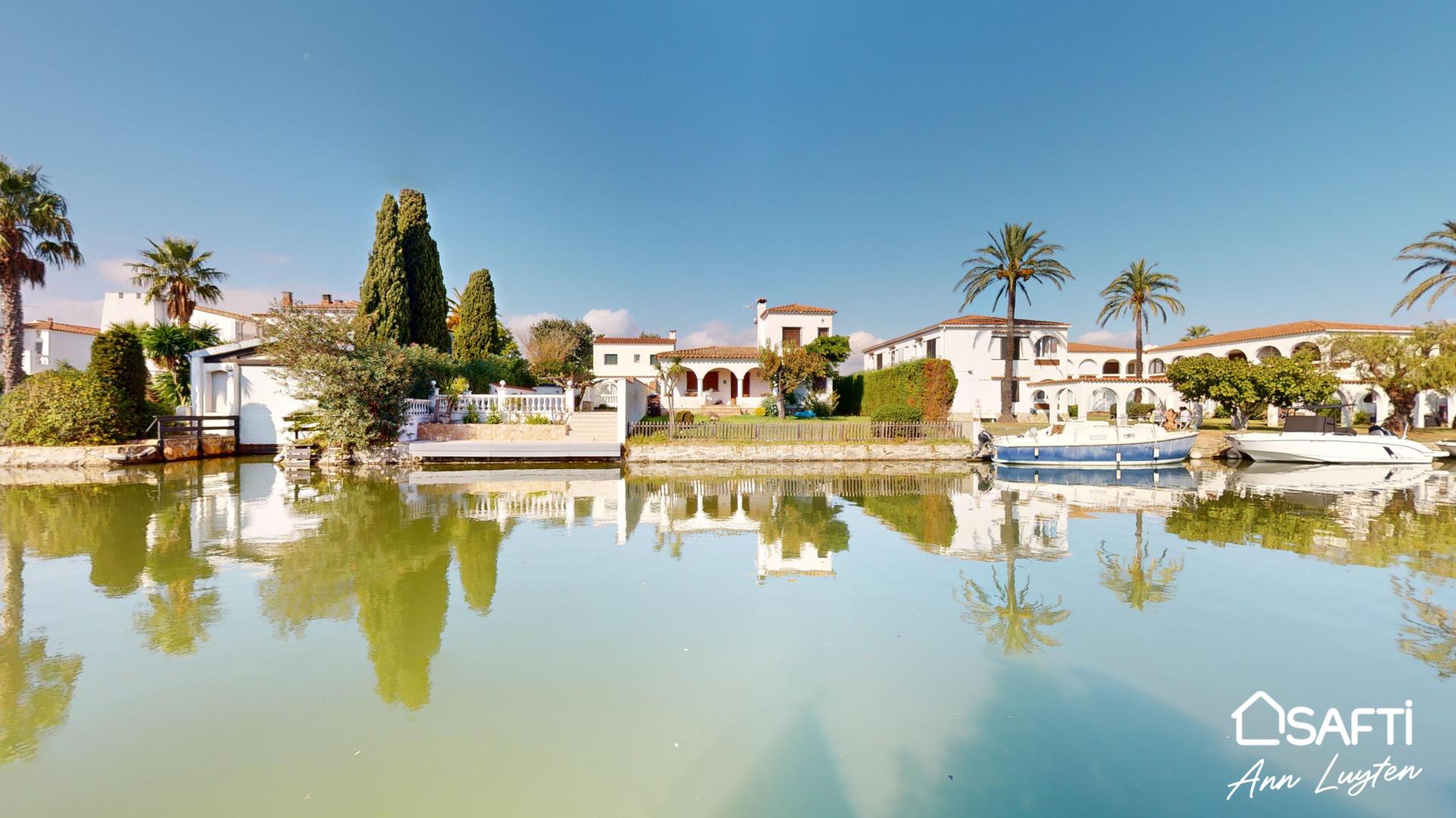 Photo 53 de l'annonce.