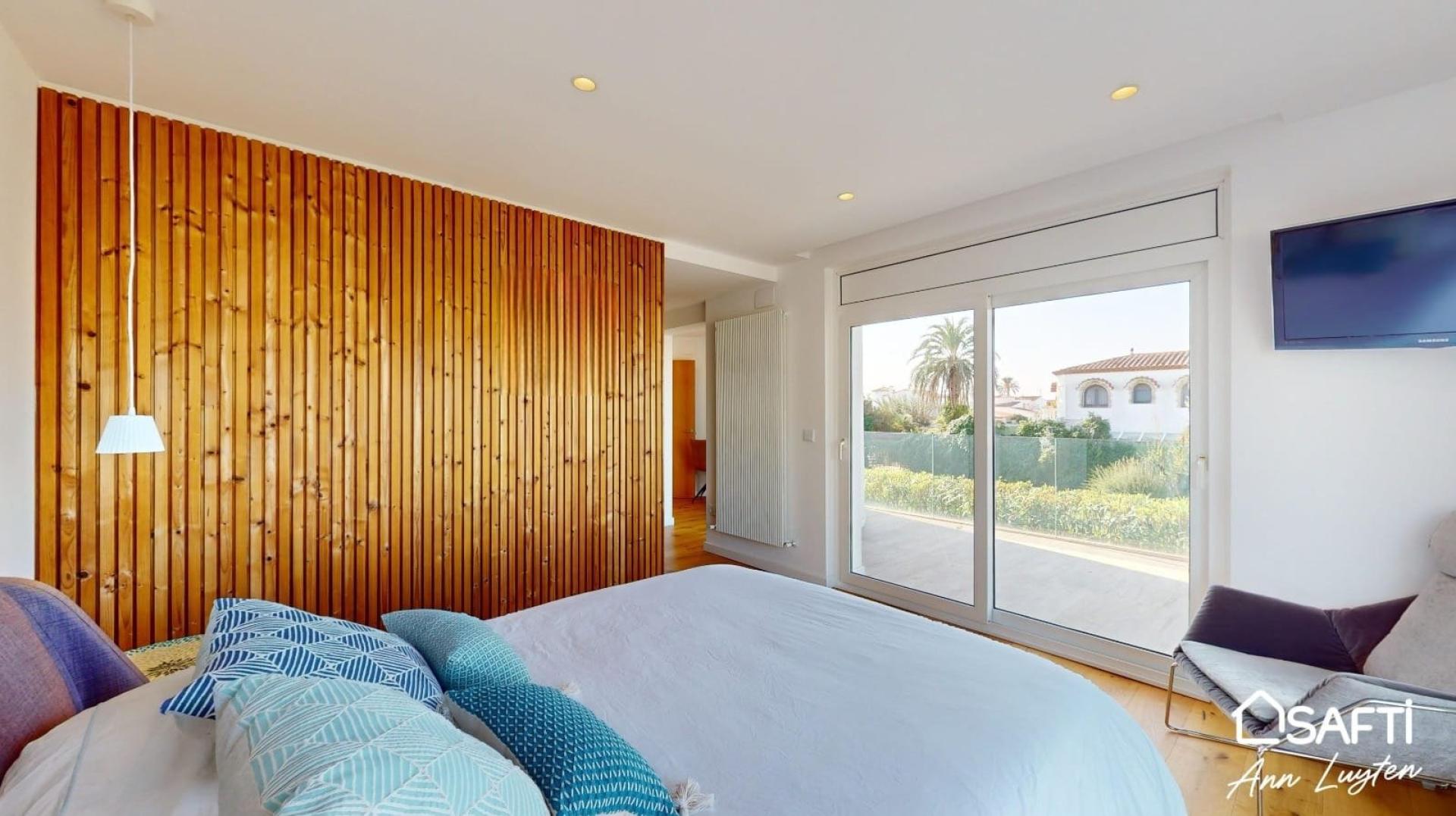 Photo 38 de l'annonce.