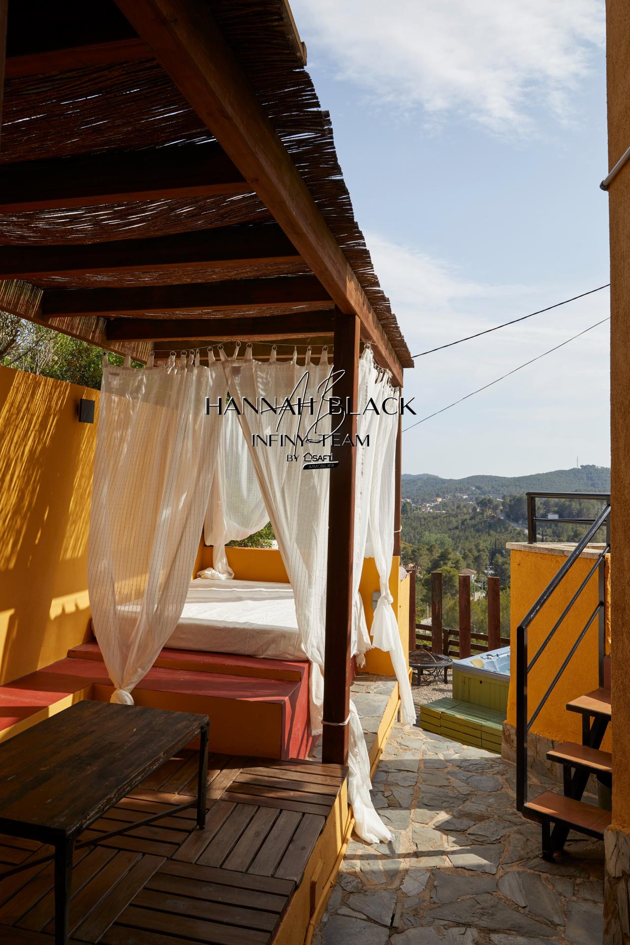 Photo 49 de l'annonce.