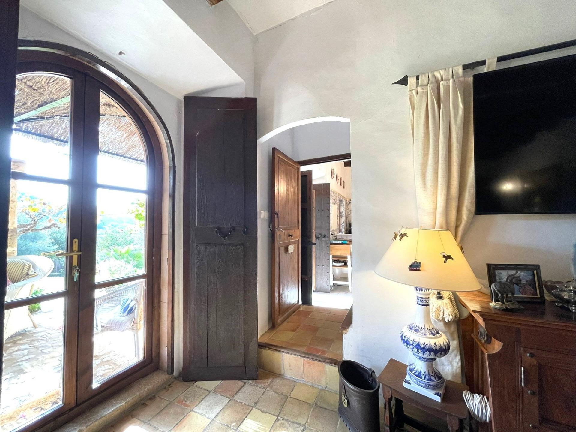 Photo 16 of the listing.