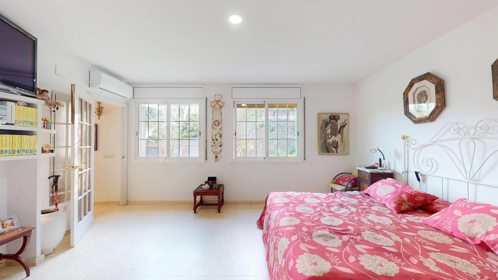 Photo 29 of the listing.