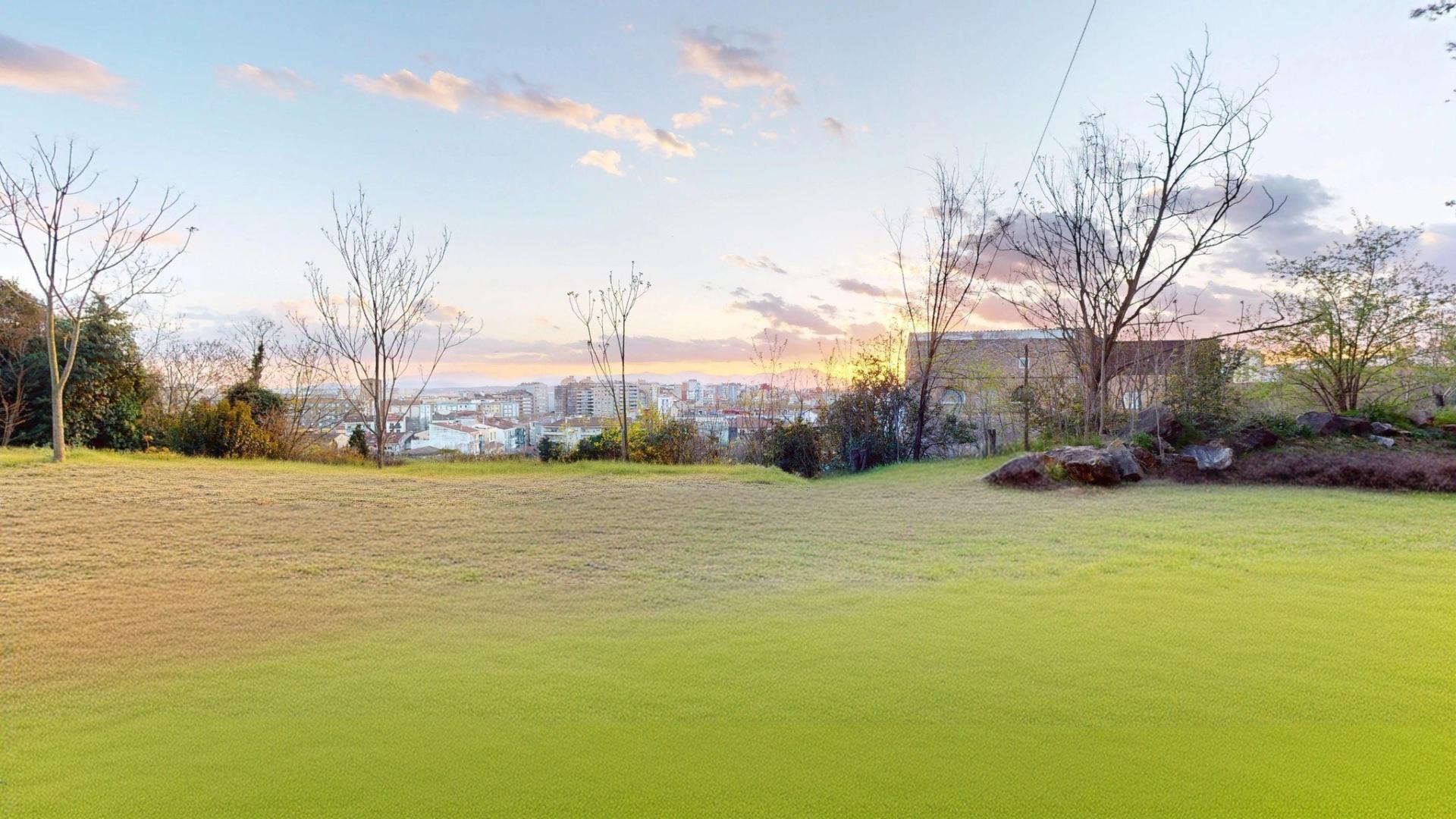 Photo 48 of the listing.