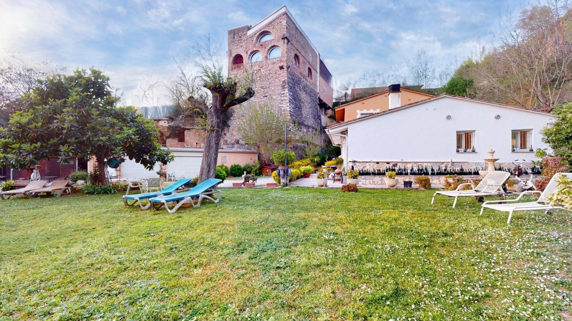 Photo 45 of the listing.