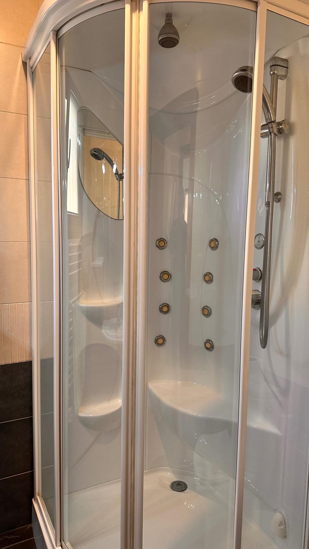 Photo 16 of the listing.