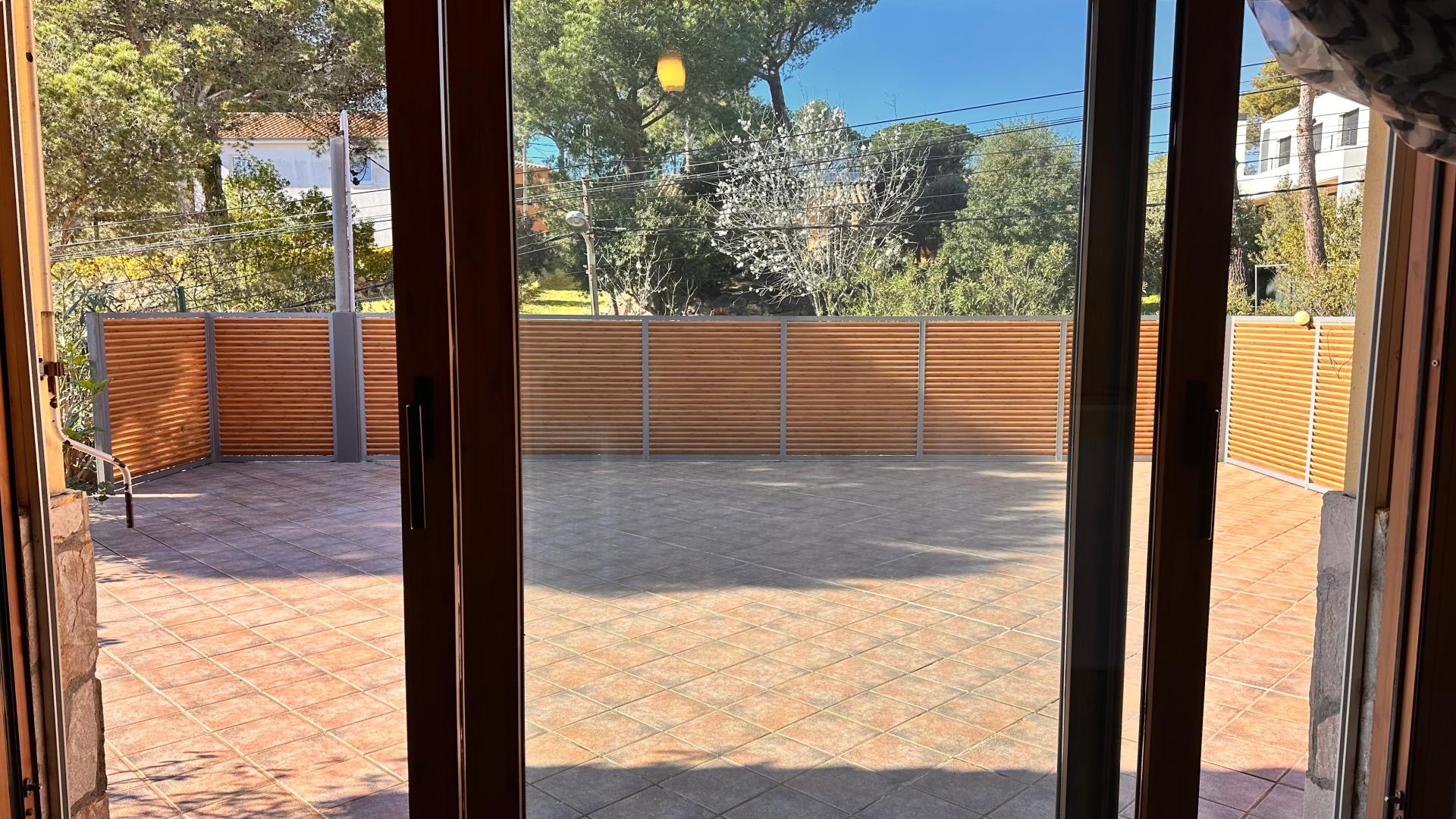 Photo 20 of the listing.