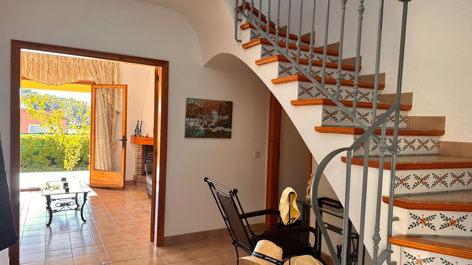 Photo 17 of the listing.