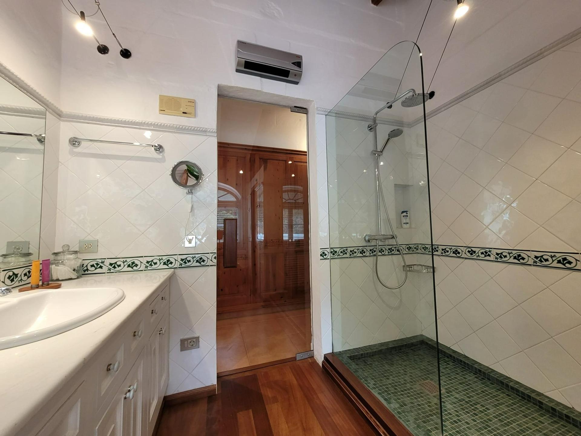 Photo 34 de l'annonce.