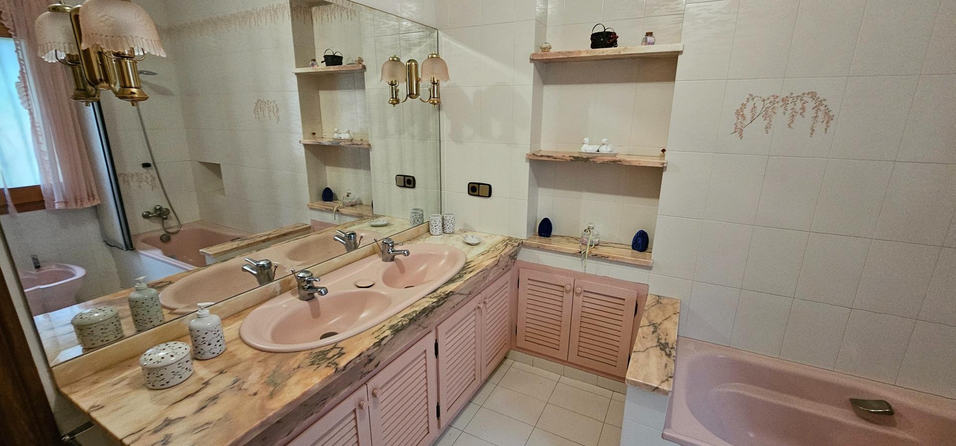 Photo 27 of the listing.