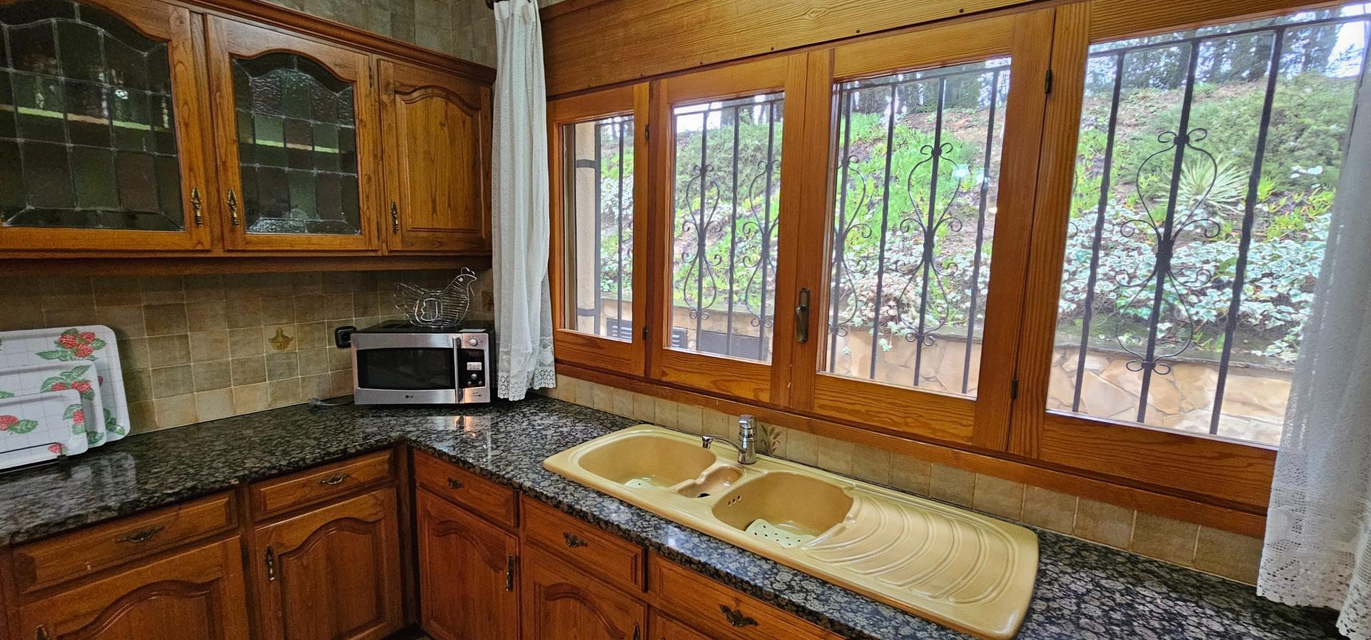 Photo 18 of the listing.