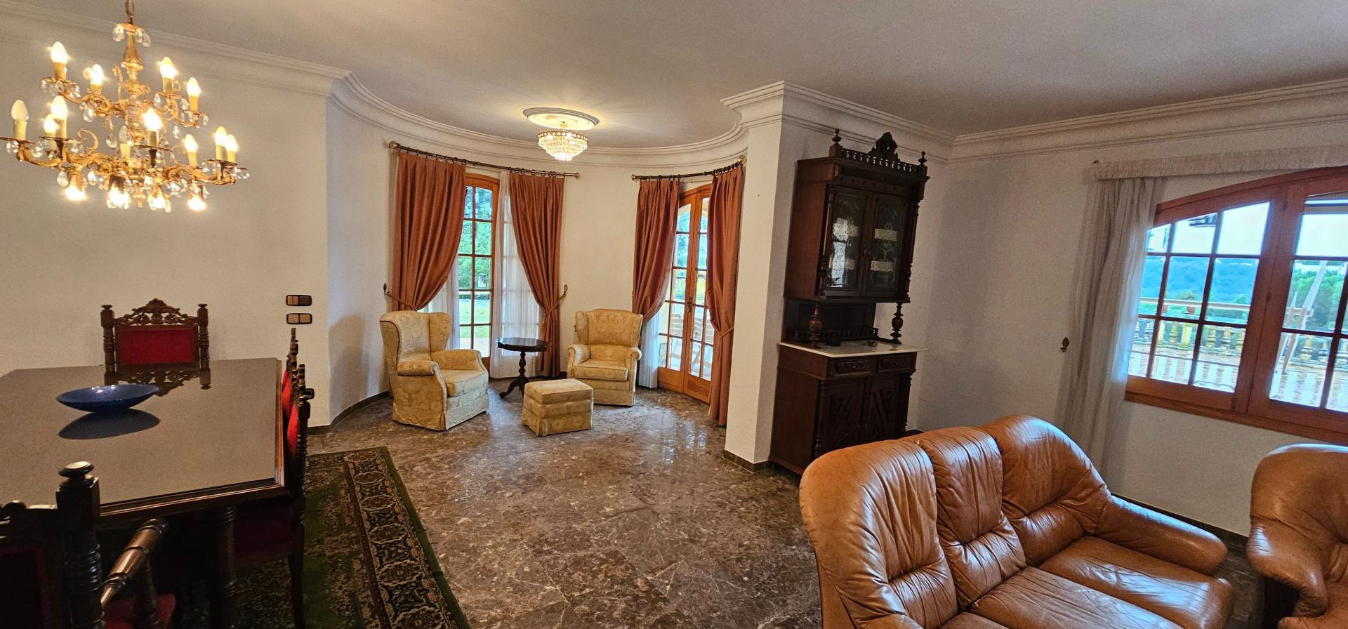 Photo 15 of the listing.