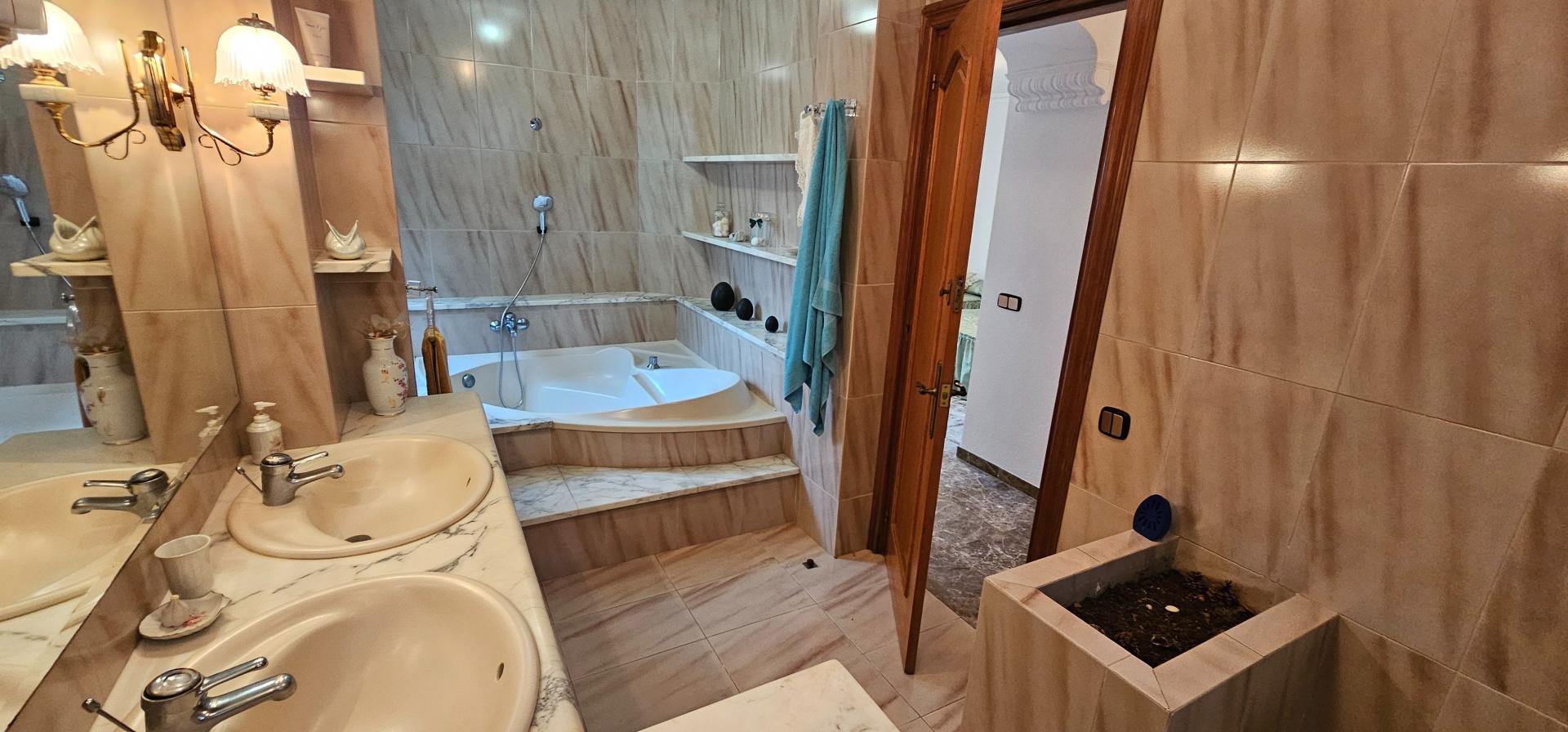 Photo 32 of the listing.