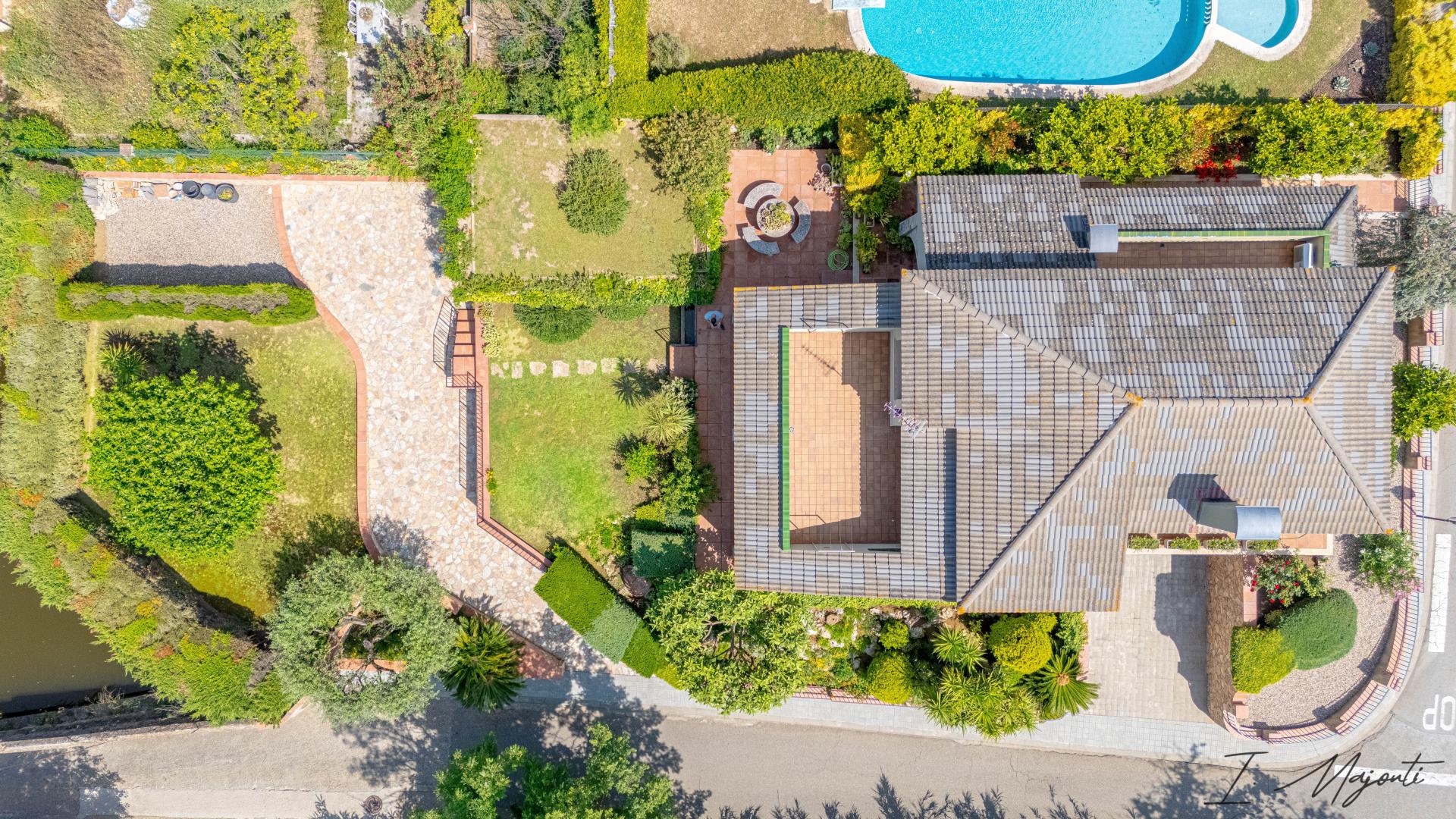 Photo 59 of the listing.