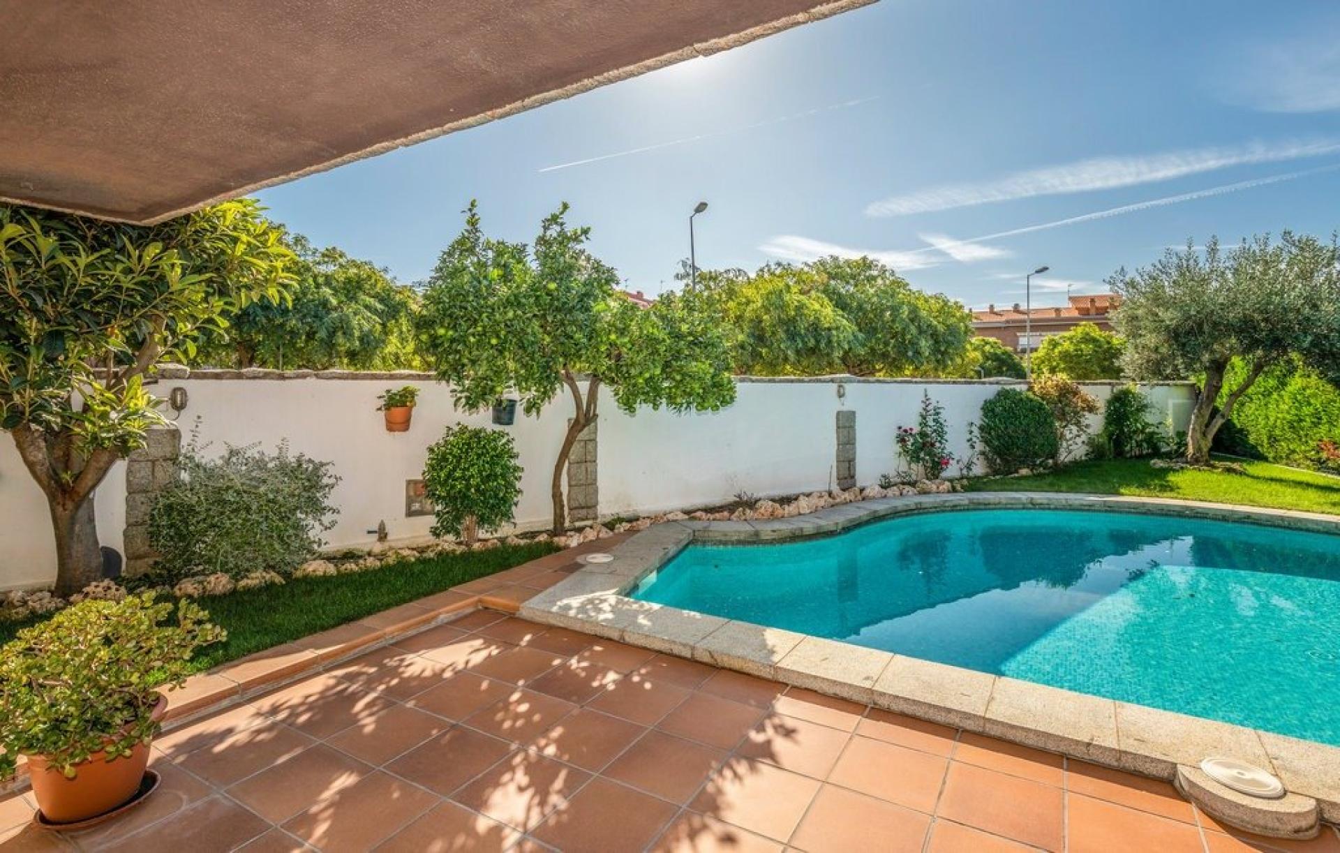 Photo 37 de l'annonce.