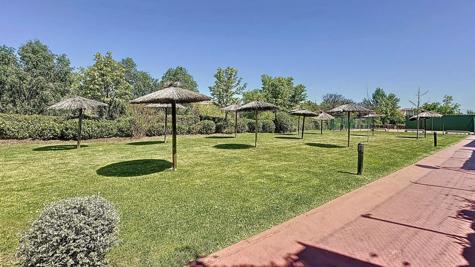 Photo 43 de l'annonce.