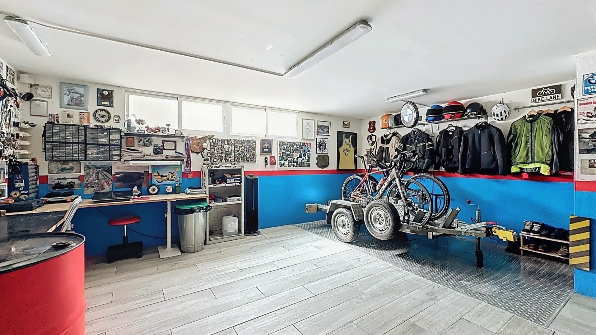 Photo 39 de l'annonce.