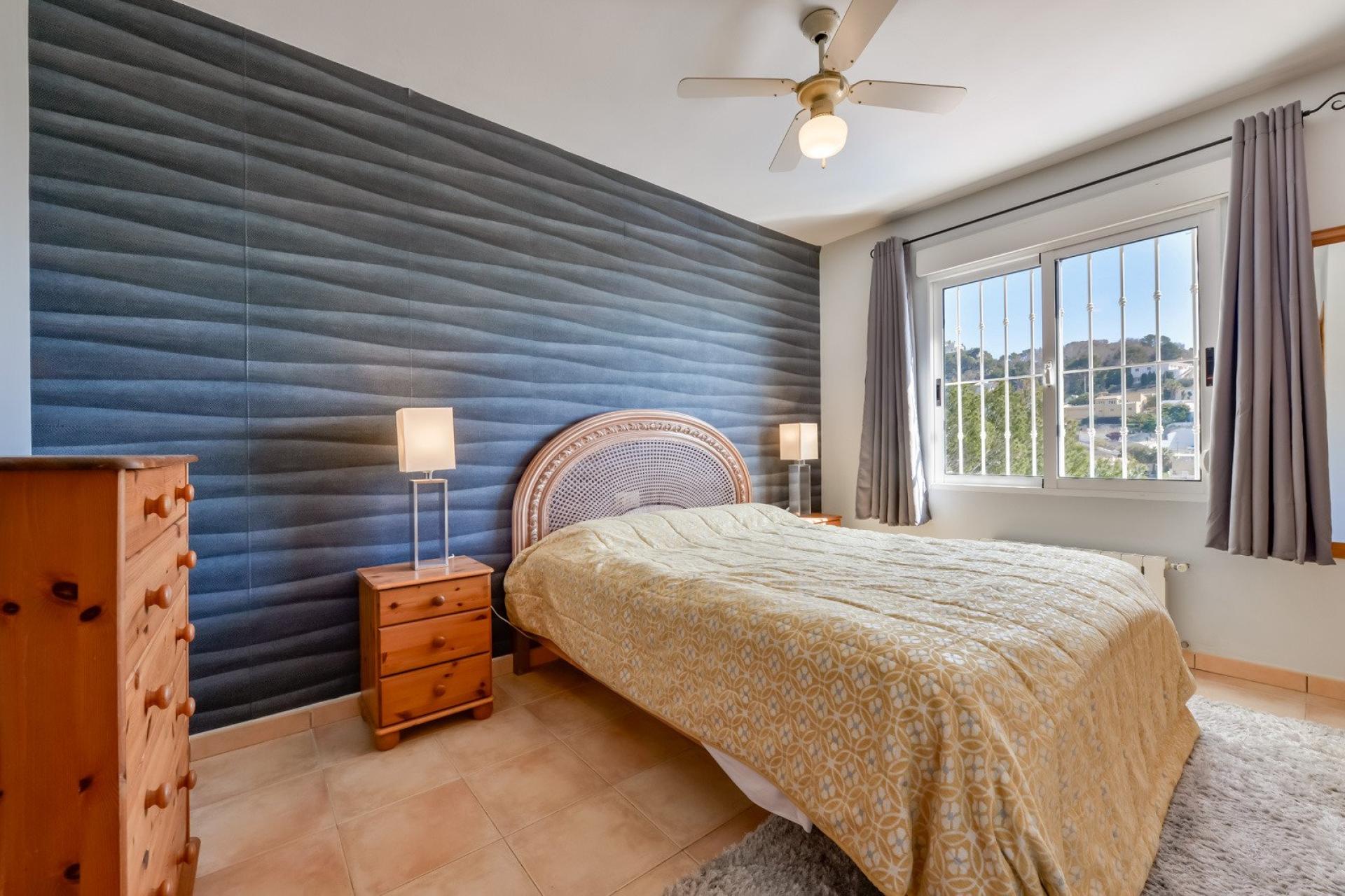 Photo 25 of the listing.