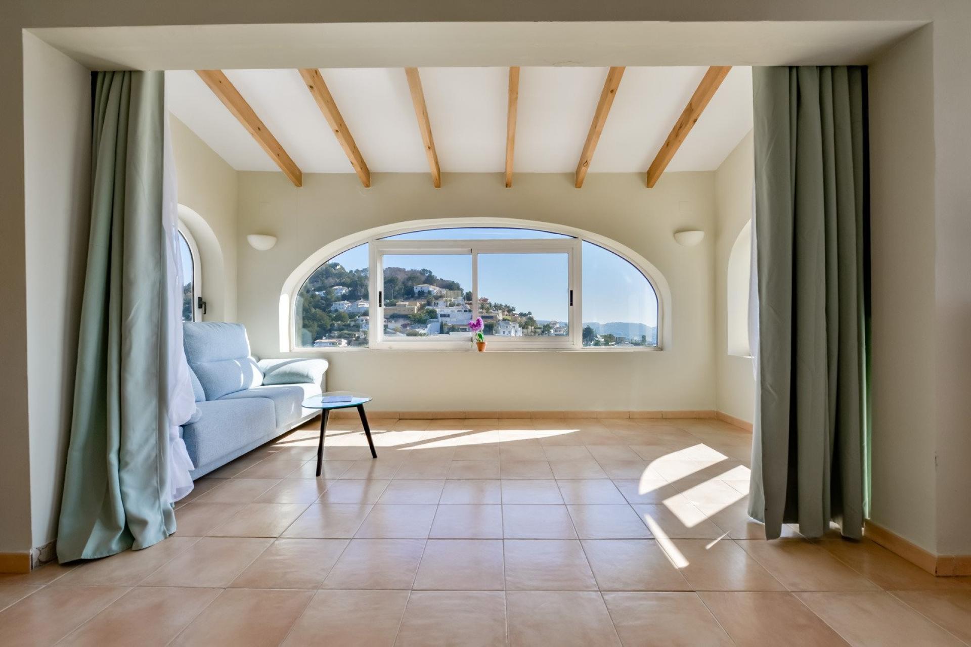 Photo 9 of the listing.