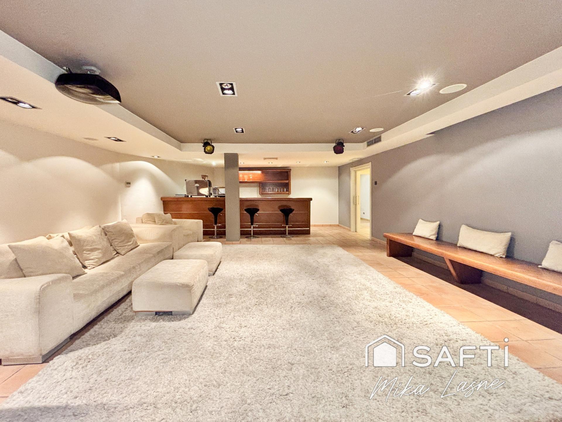 Photo 37 de l'annonce.