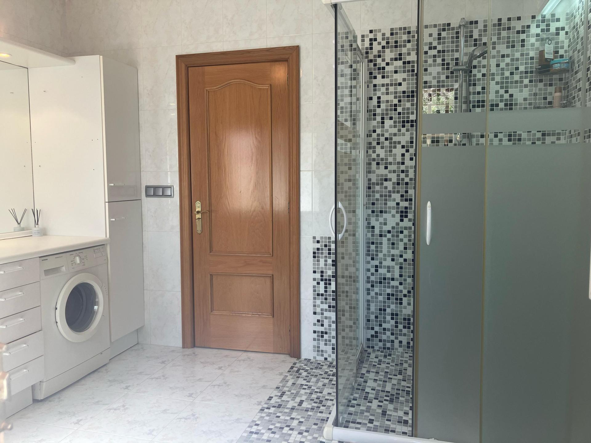 Photo 20 of the listing.