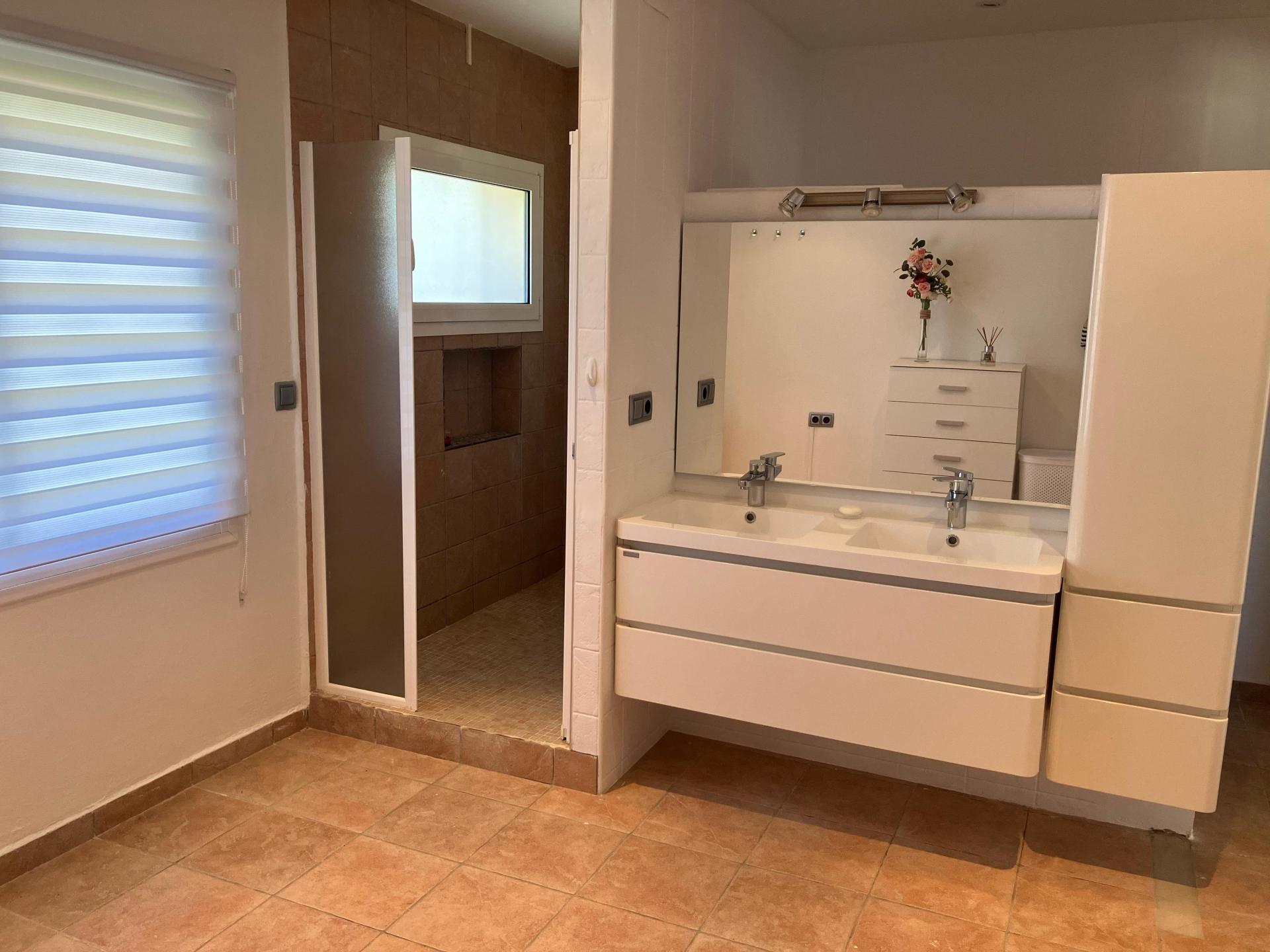 Photo 29 of the listing.