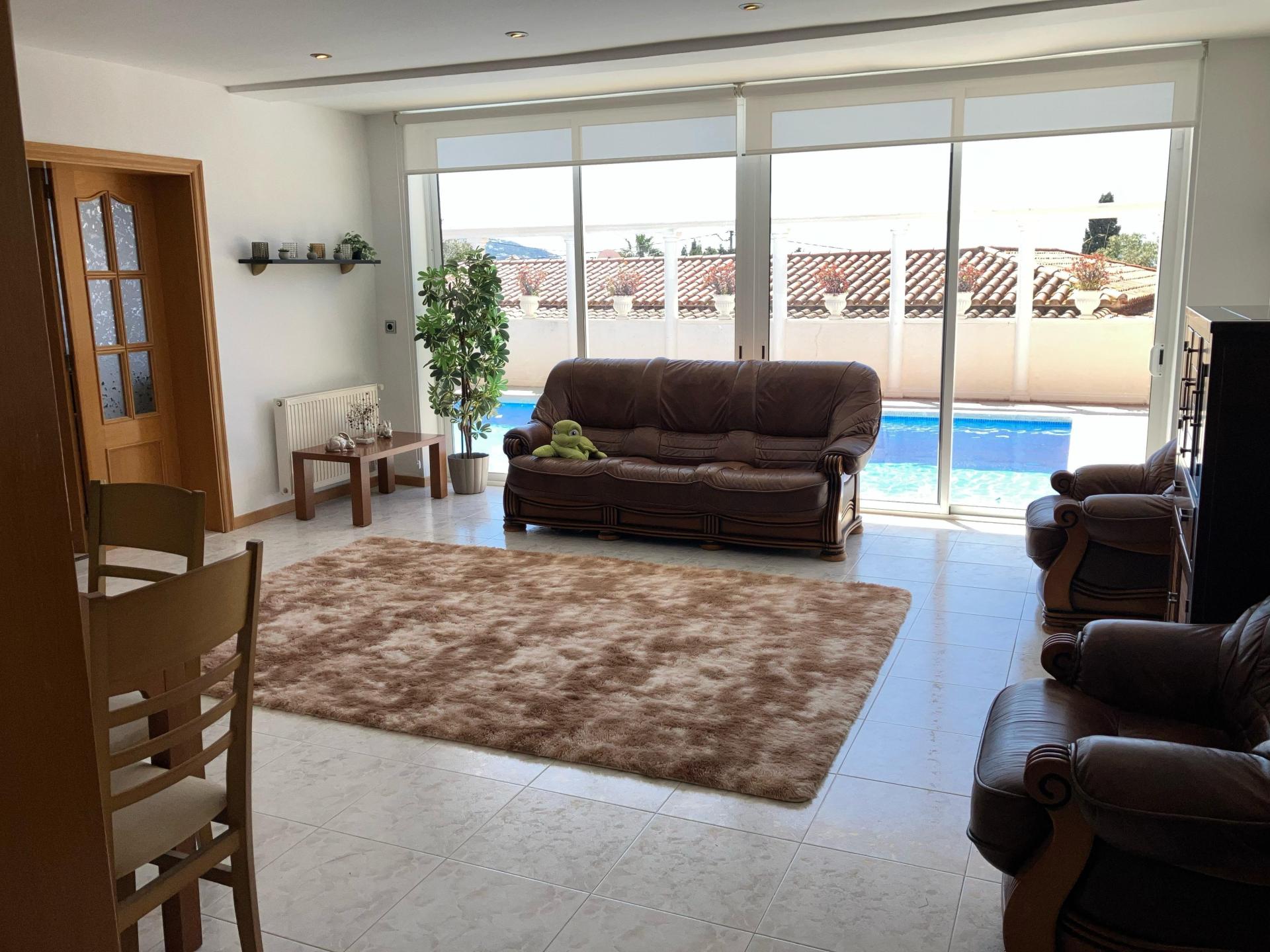 Photo 10 of the listing.