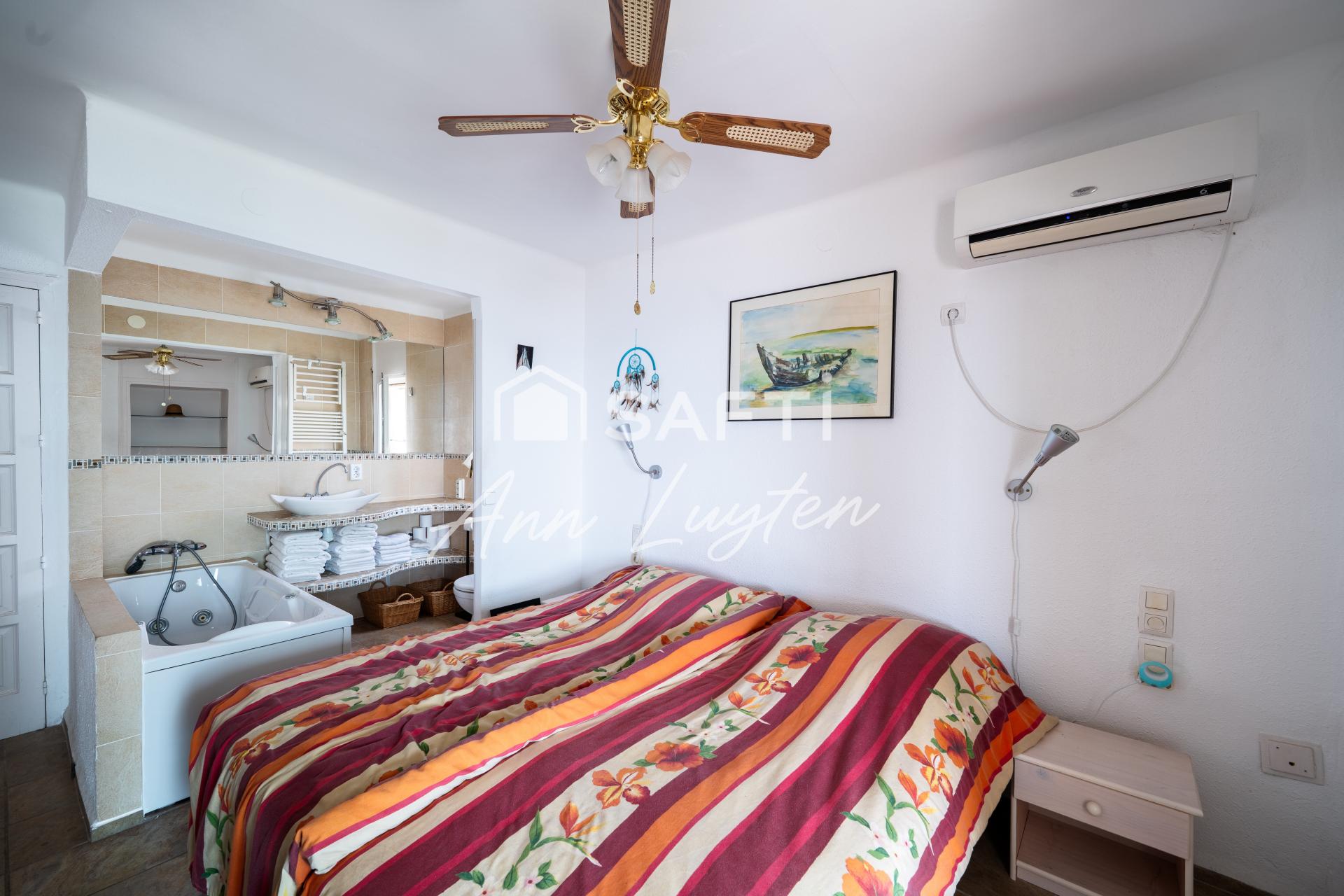 Photo 9 of the listing.