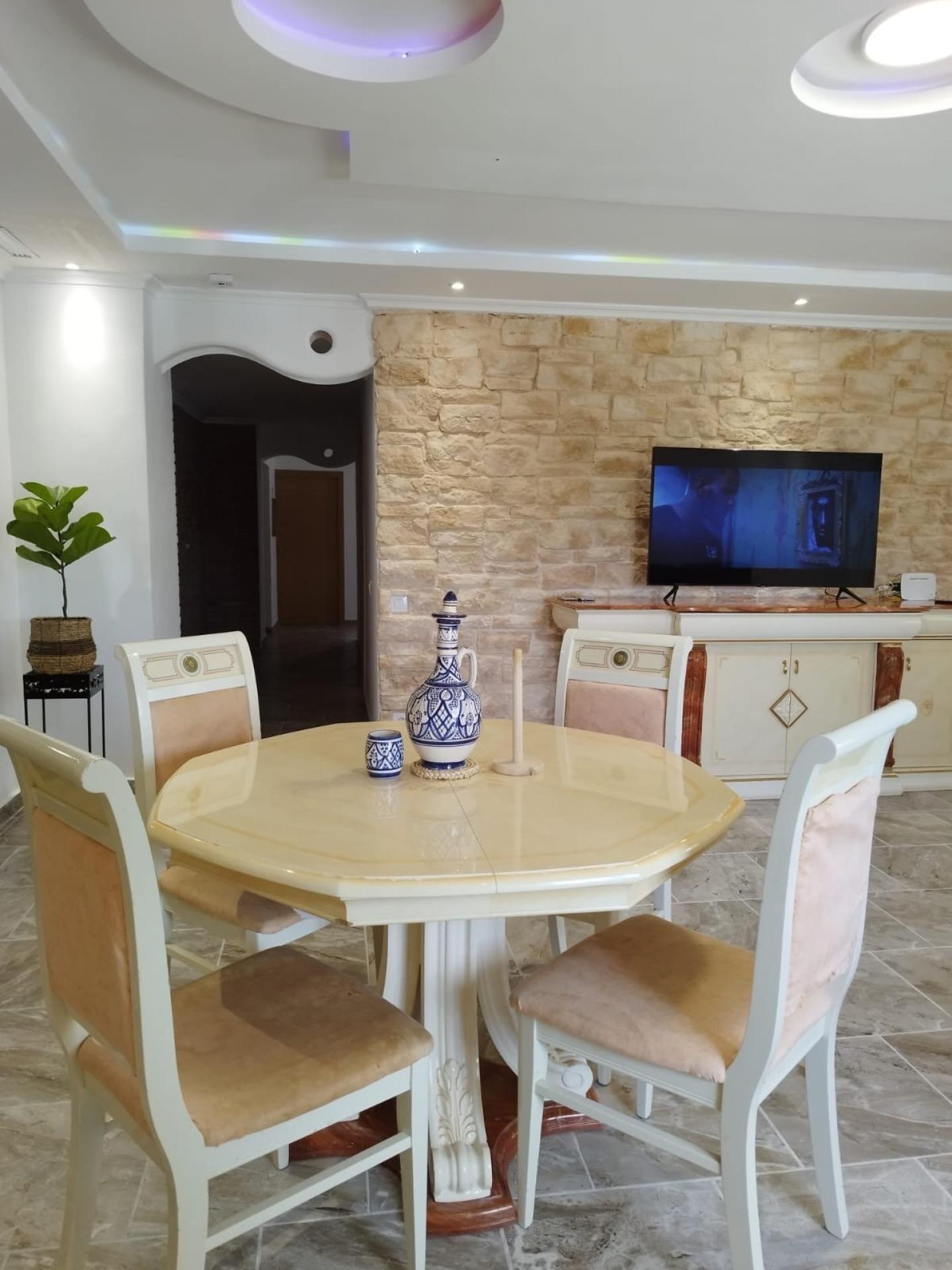 Photo 13 of the listing.