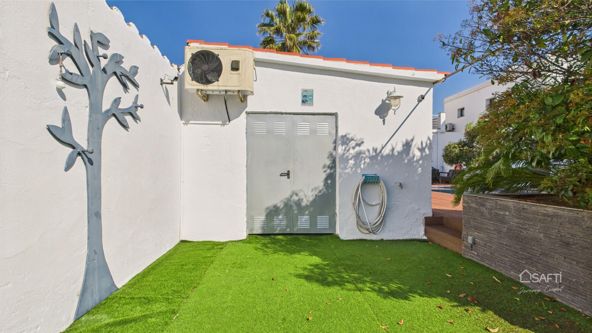 Photo 34 of the listing.