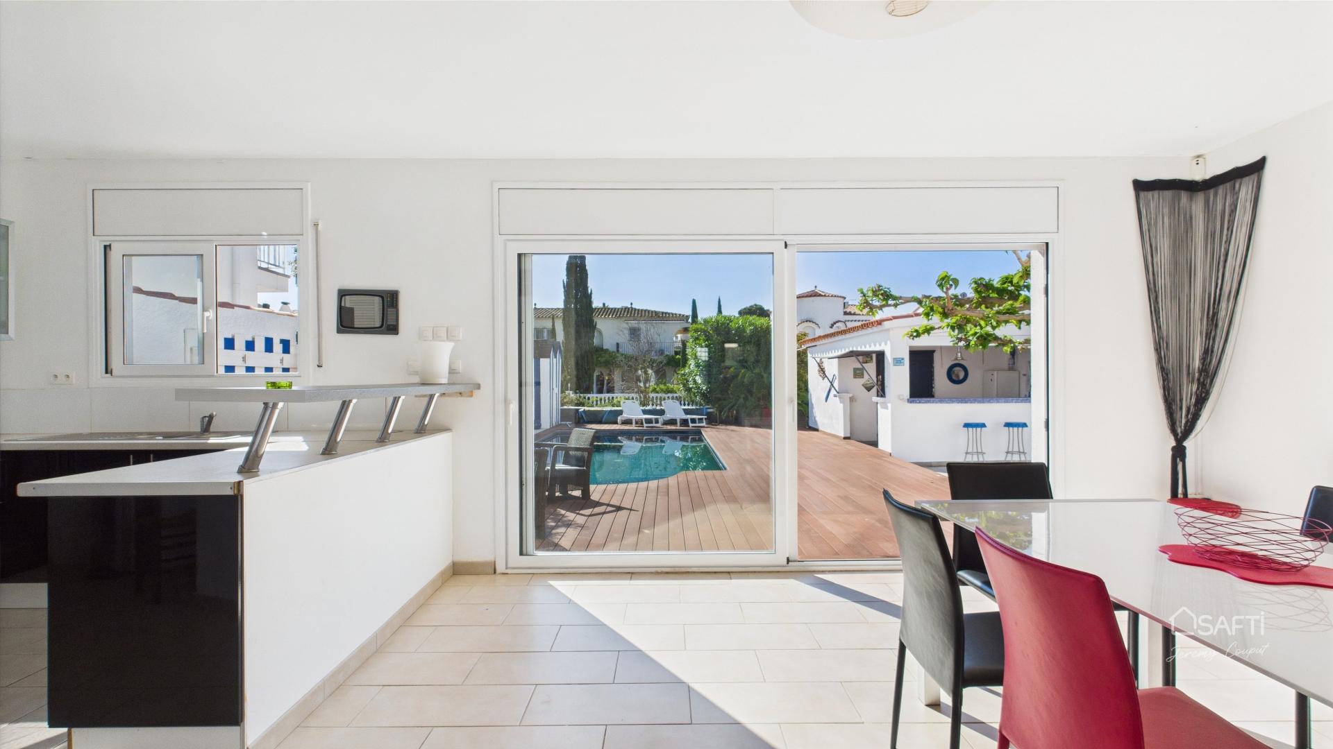 Photo 12 of the listing.