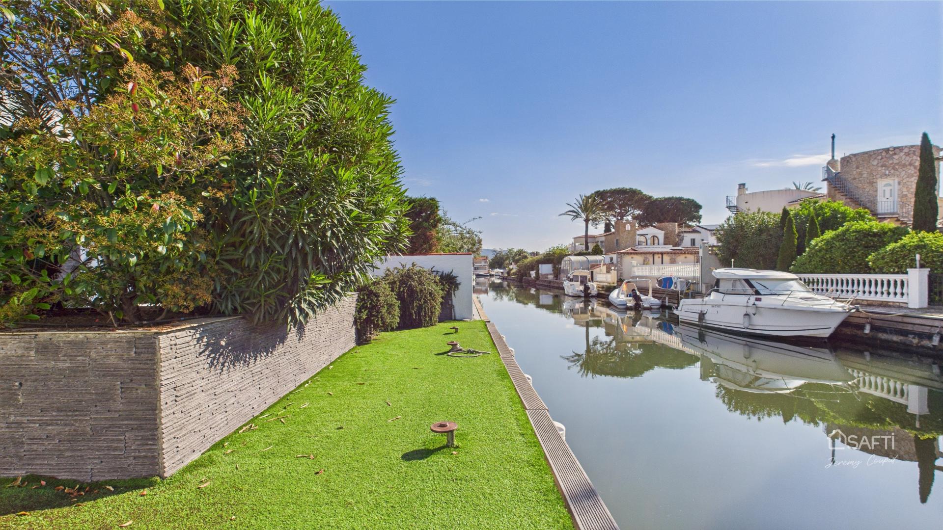 Photo 19 of the listing.