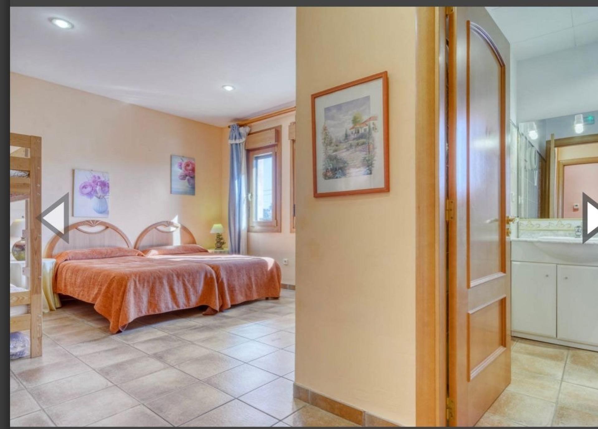 Photo 17 of the listing.