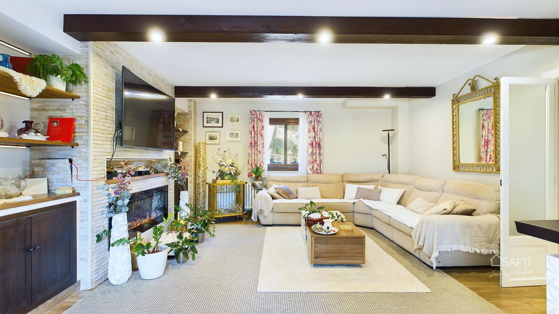 Photo 19 of the listing.